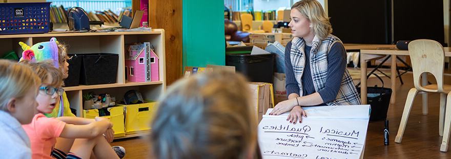 student teacher teaching preschool students